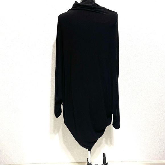 The Group by Babaton Cocoon Woman Black Aritzia Draped Cardigan Size M/L - Picture 5 of 15